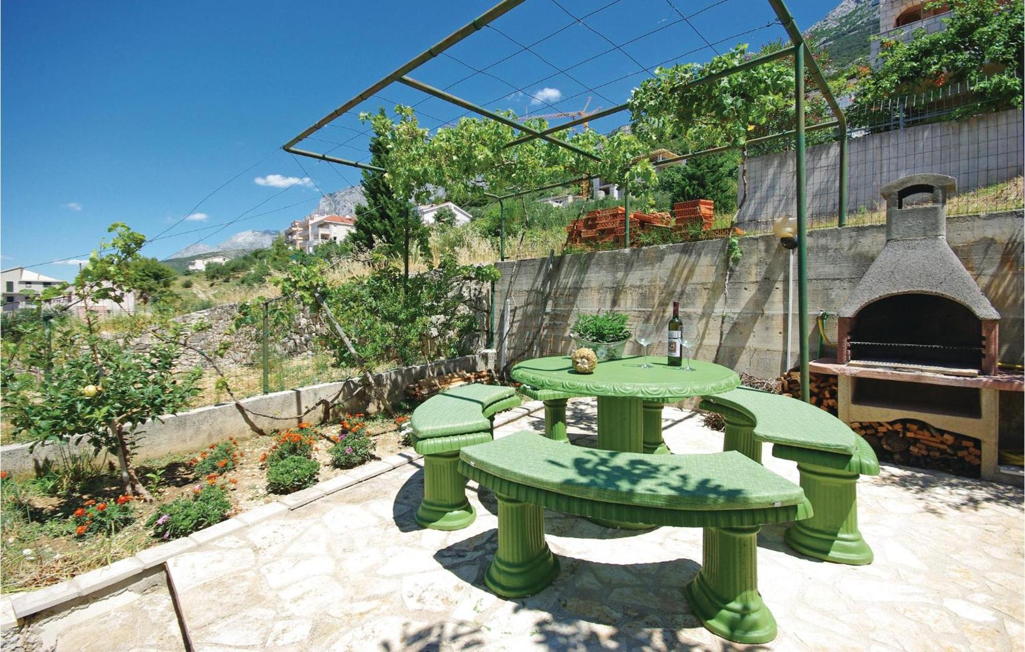 Stunning Apartment In Makarska With Wifi Εξωτερικό φωτογραφία