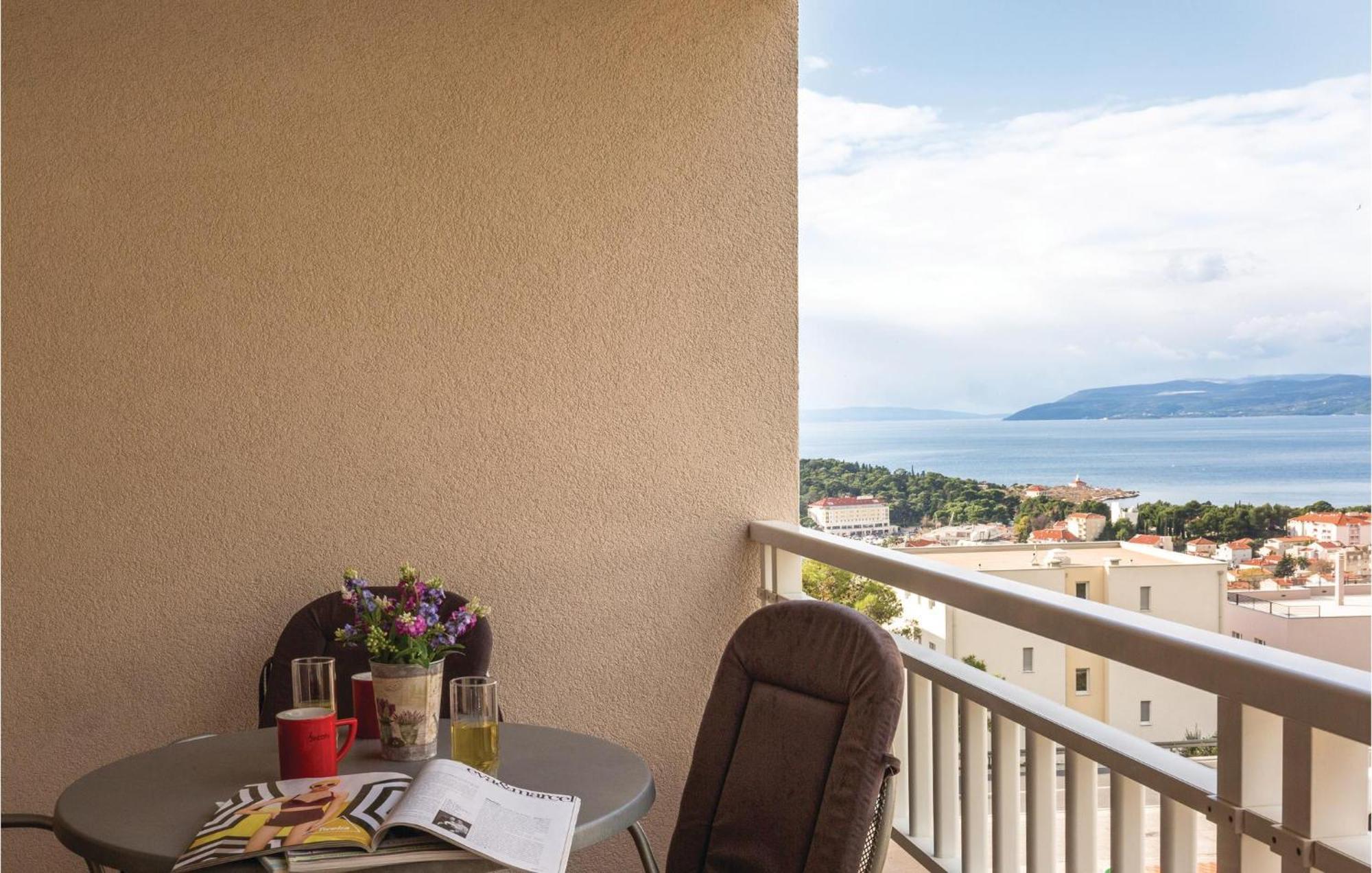 Stunning Apartment In Makarska With Wifi Εξωτερικό φωτογραφία